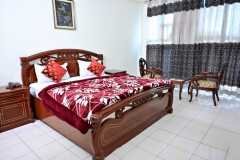 Deluxe-Suite-image-3